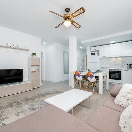 Apartamento En Centro Torrevieja Esterno foto