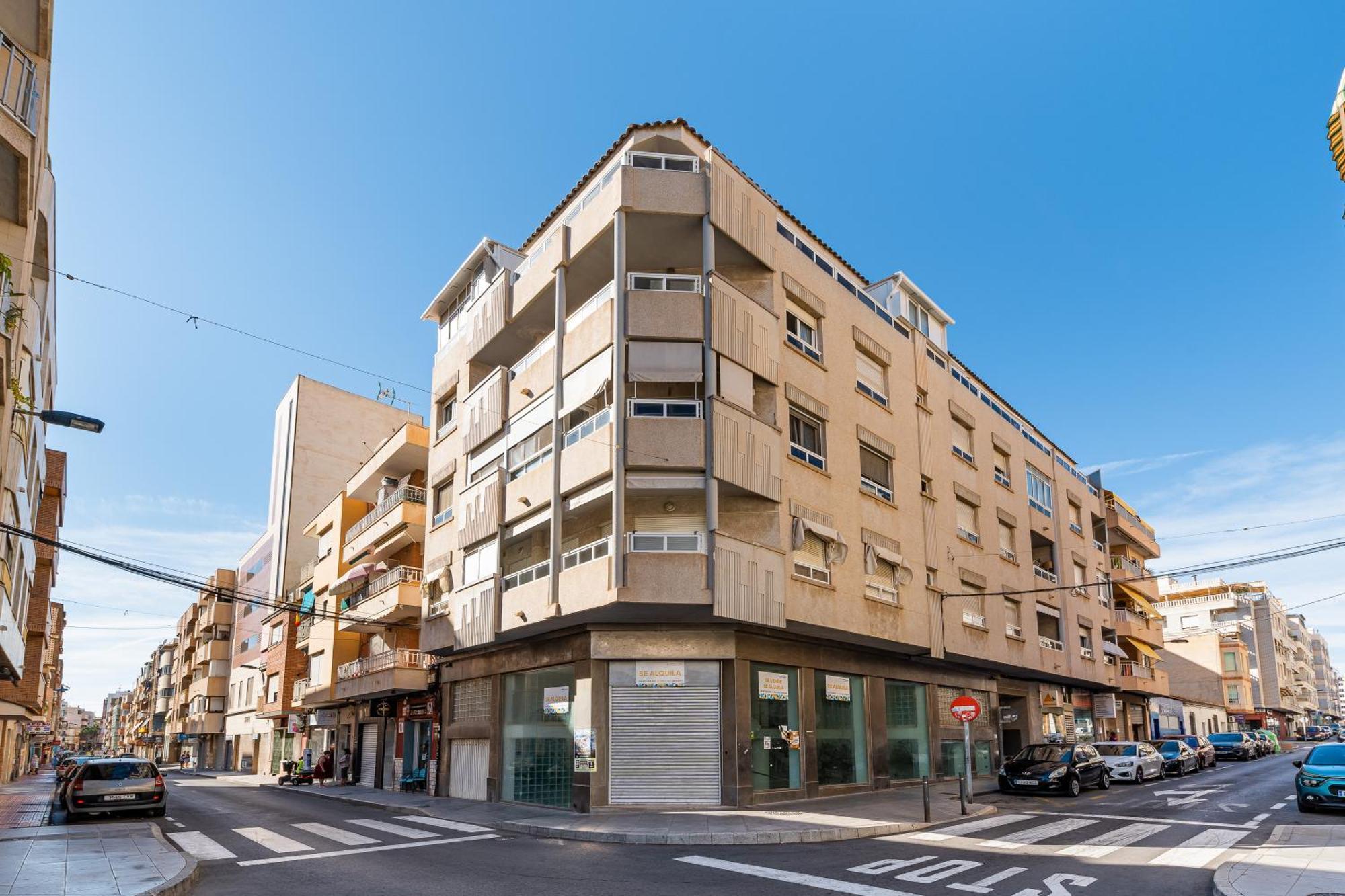 Apartamento En Centro Torrevieja Esterno foto